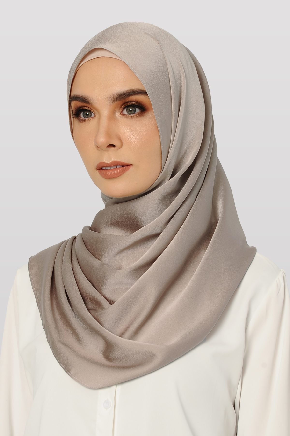 Anecdotte Reed Satin Shawl Coffee Left