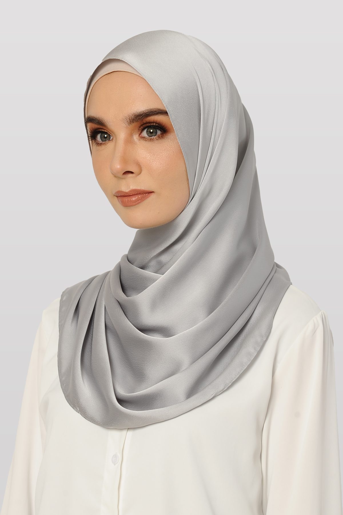 Anecdotte Reed Satin Shawl Silver Grey Left