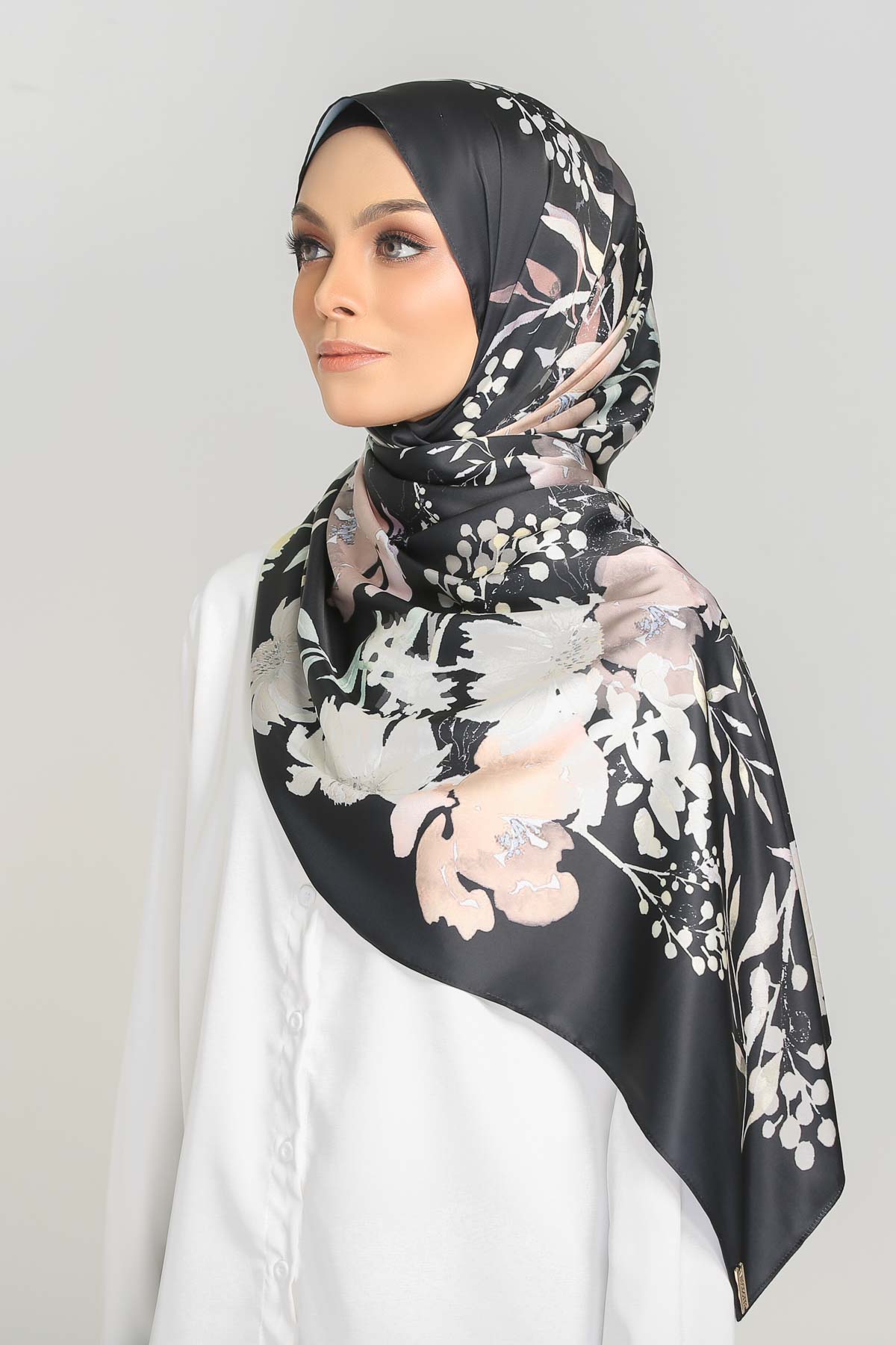 Anecdotte-Meadow-Chryseis-Satin-Shawl-Black-Left