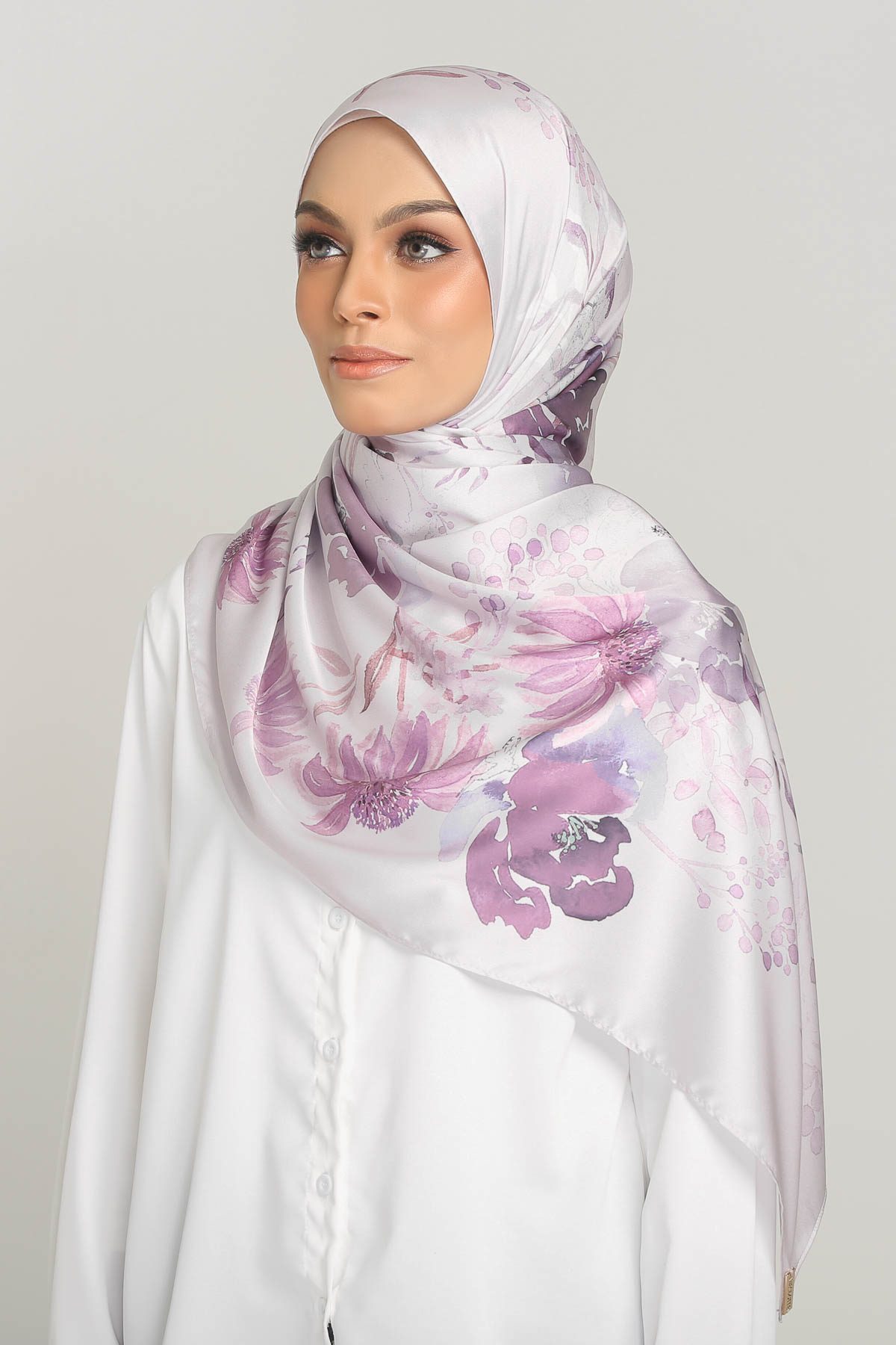 Anecdotte-Meadow-Chryseis-Satin-Shawl-Lilac-Left