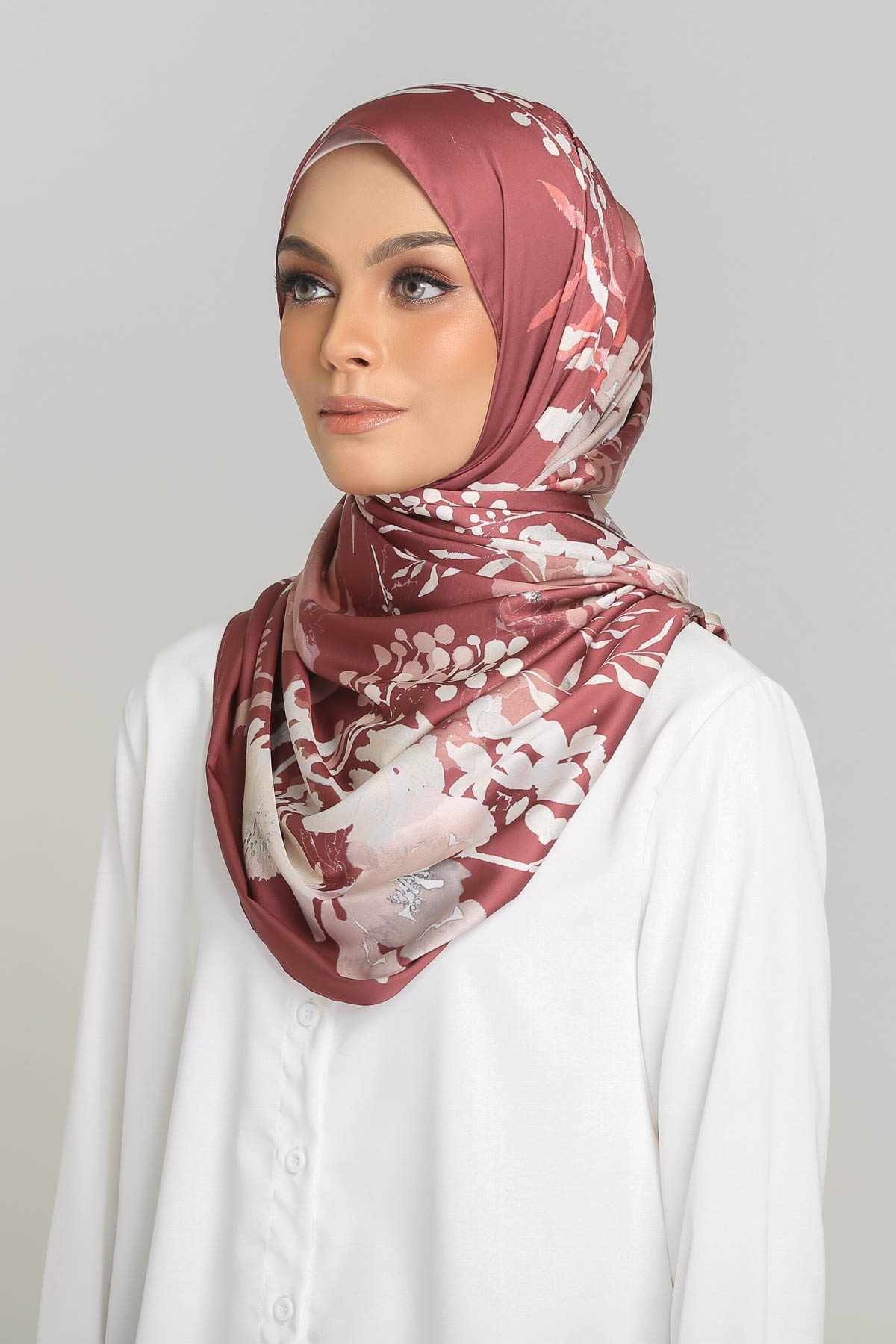 Anecdotte-Meadow-Chryseis-Satin-Shawl-Red-Bricks-Left