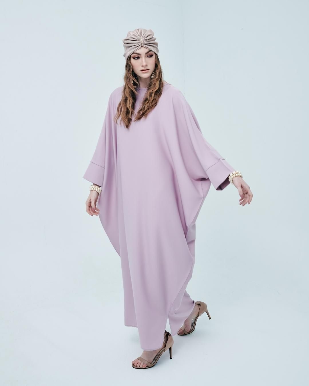 CHLOE Kaftan Satin Poly-Mix in Lavender