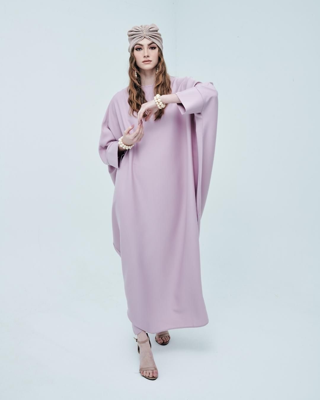 CHLOE Jubah Kaftan Lavender Style Pose 2