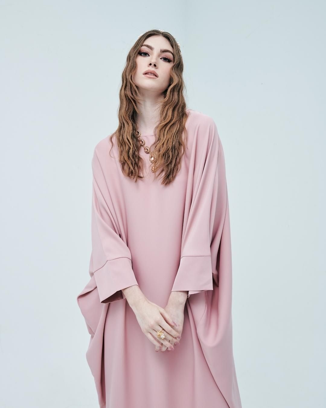 CHLOE Kaftan Satin Poly-Mix in Rose Pink