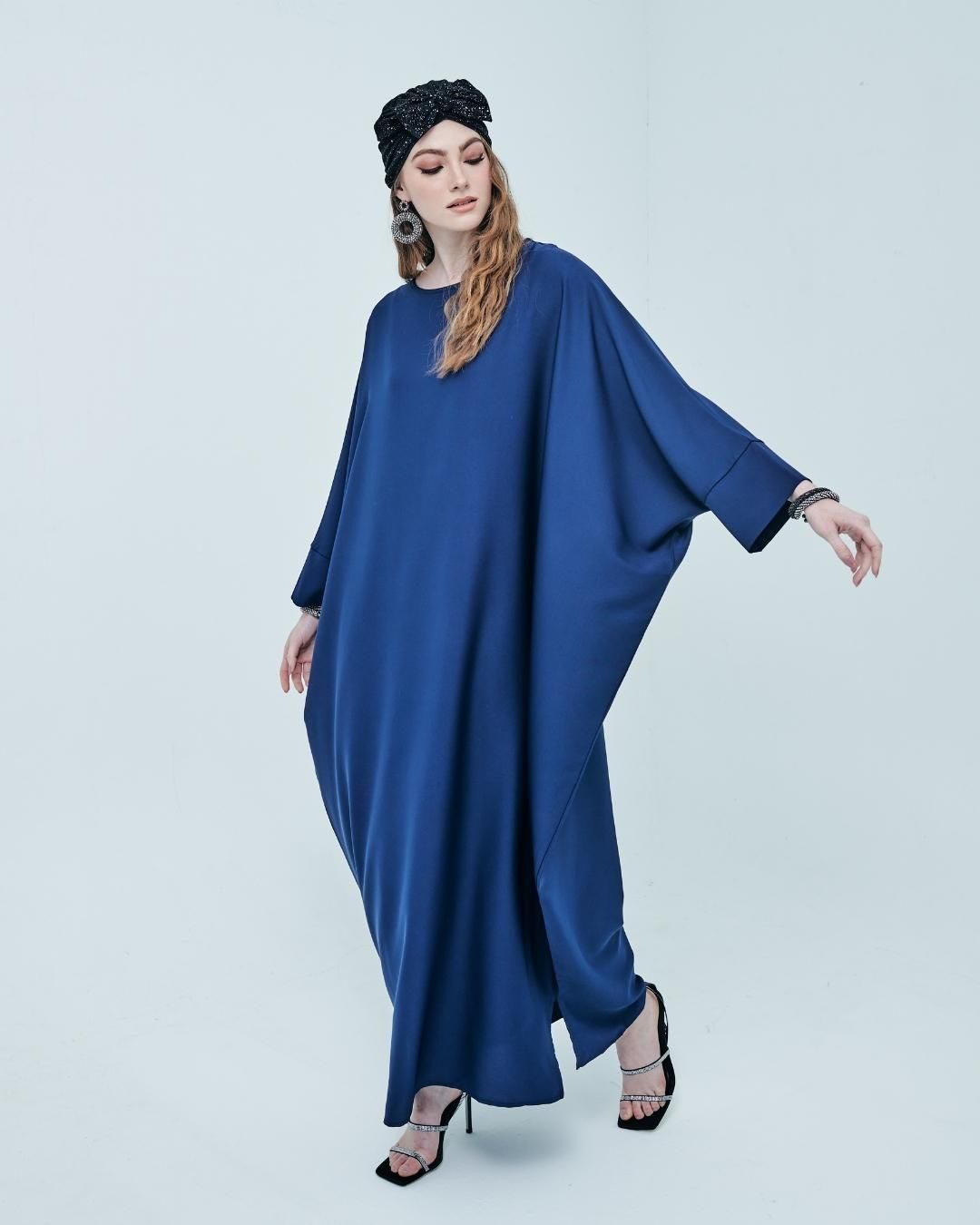 CHLOE Kaftan Navy Blue Style Pose 1