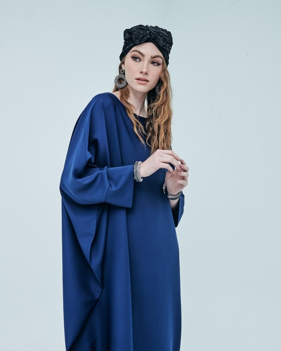 CHLOE Kaftan Navy Blue Style Pose 3