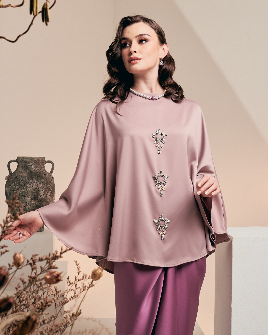 Baju Kurung Blouse Savonne Mauve Close Up