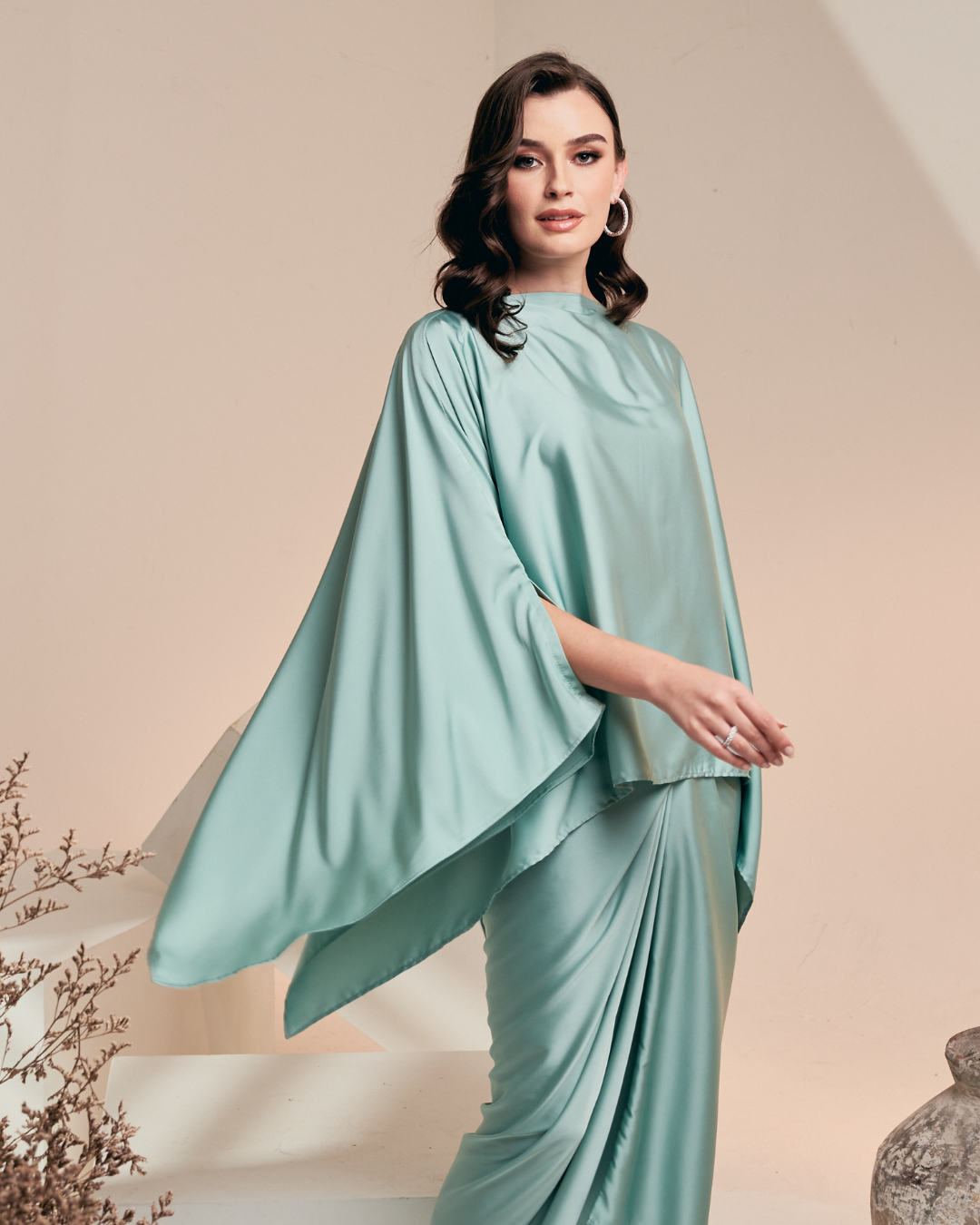 Petra Kurung Kaftan Mint Green Style Pose