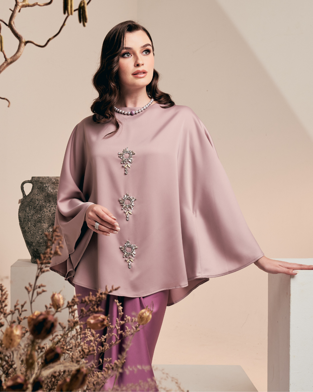 Baju Kurung Blouse Savonne Mauve Close Up 2