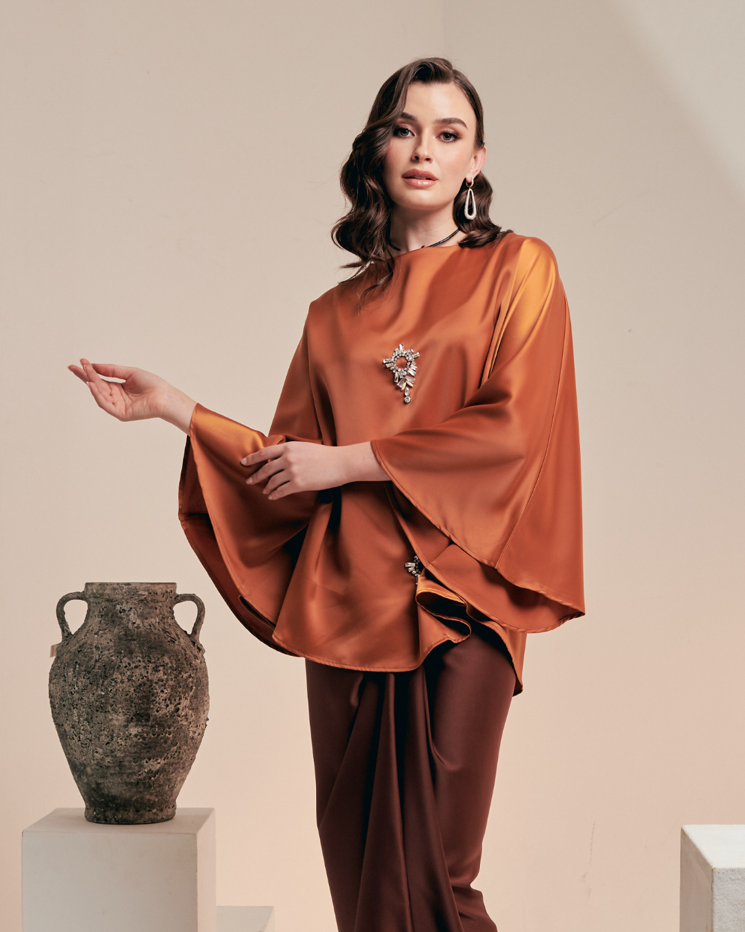 Baju Kurung Blouse Savonne Copper Close Up 2