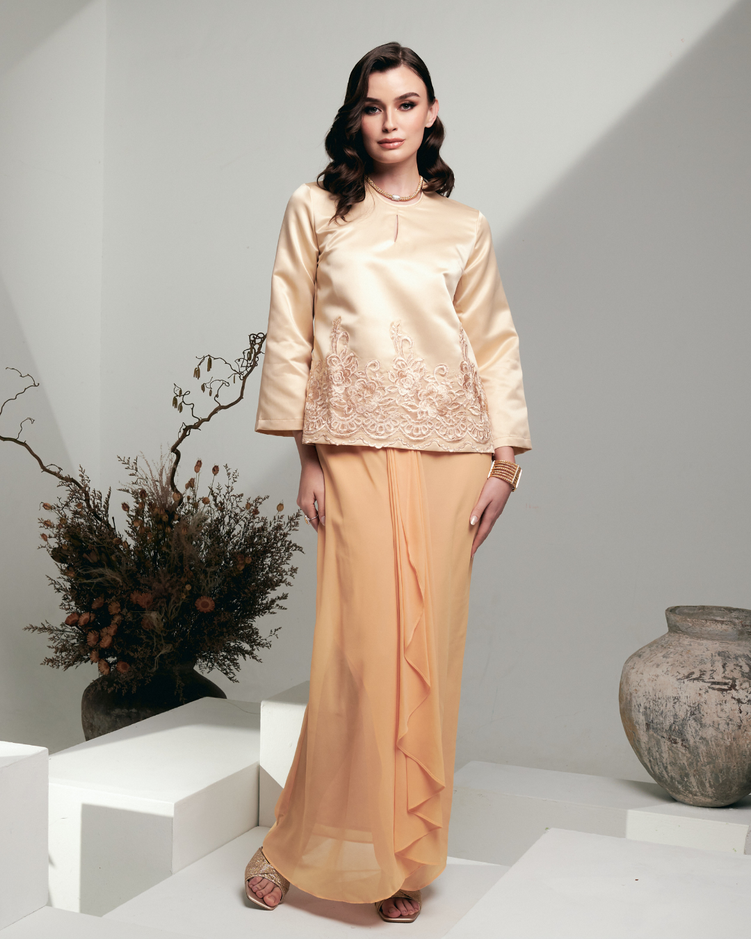 Baju Kurung Rosaville Gold Front 2